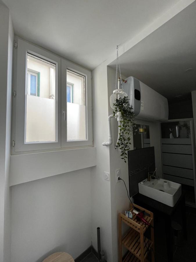 2 Pieces Avec Terrasse Proche Centre - Parking Gratuit A Proximite Apartment